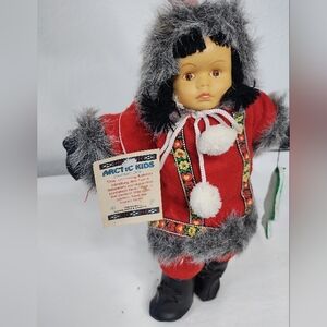 Collectible Arctic Kids Eskimo doll 7" tall